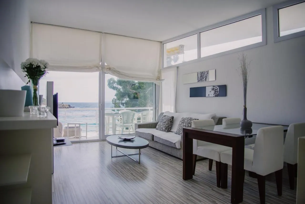 רוזס Santa Llucia Apartaments דירה