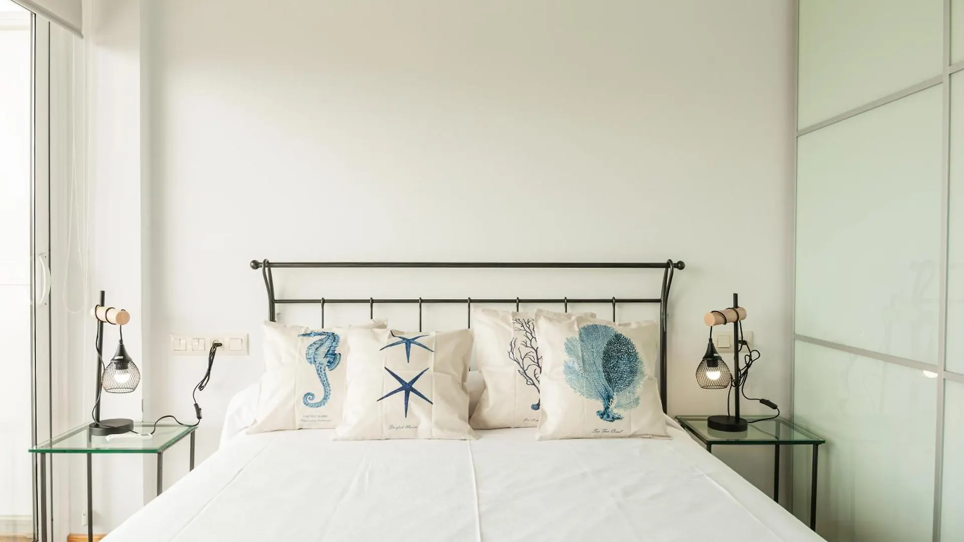 רוזס Santa Llucia Apartaments 0*,  ספרד